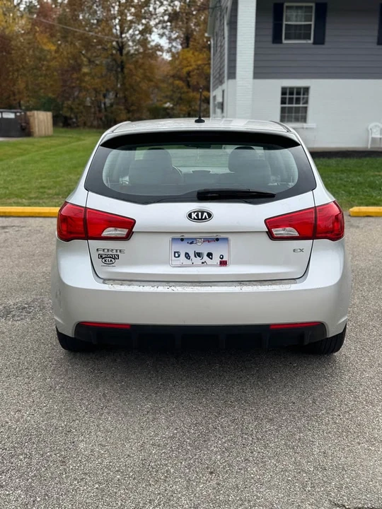 2012 Kia Forte - Image 2 of 14