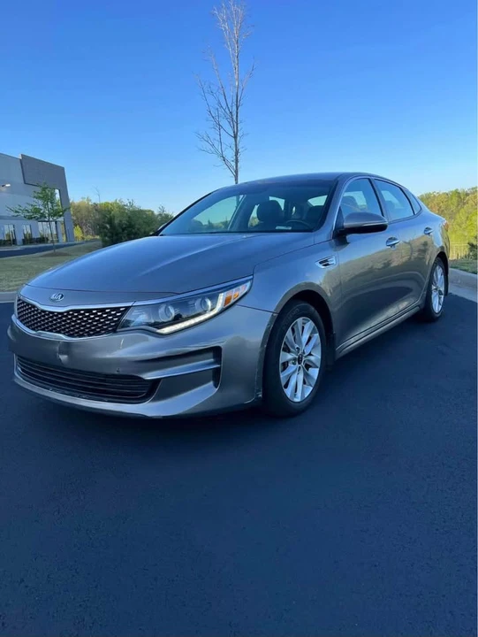 2012 Kia Optima/K5 - Image 5 of 5