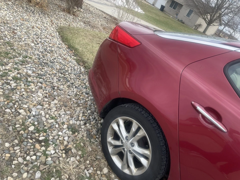 2012 Kia Optima/K5 - Image 8 of 17