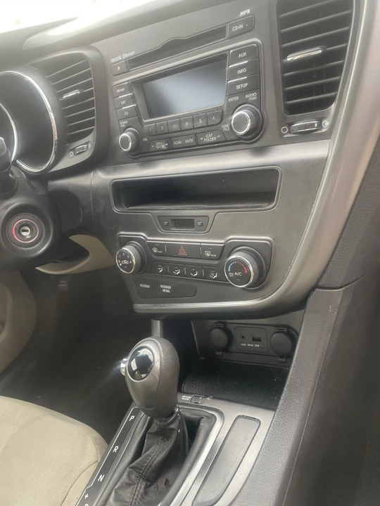 2012 Kia Optima/K5 - Image 9 of 17