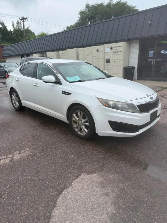 2012 Kia Optima/K5 - Image 2 of 10