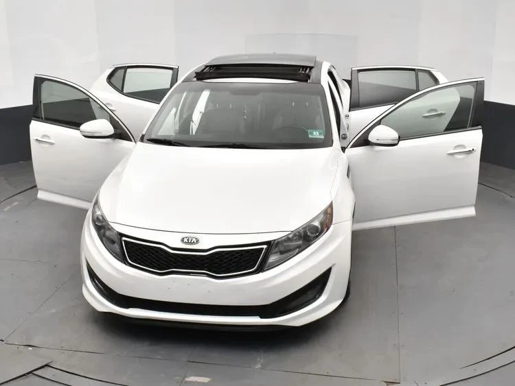 2012 Kia Optima/K5 - Image 10 of 12
