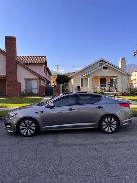 2012 Kia Optima/K5 - Image 2 of 19