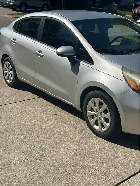 2012 Kia Rio - Image 7 of 7