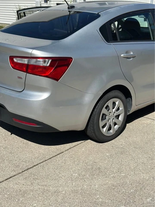 2012 Kia Rio - Image 3 of 7