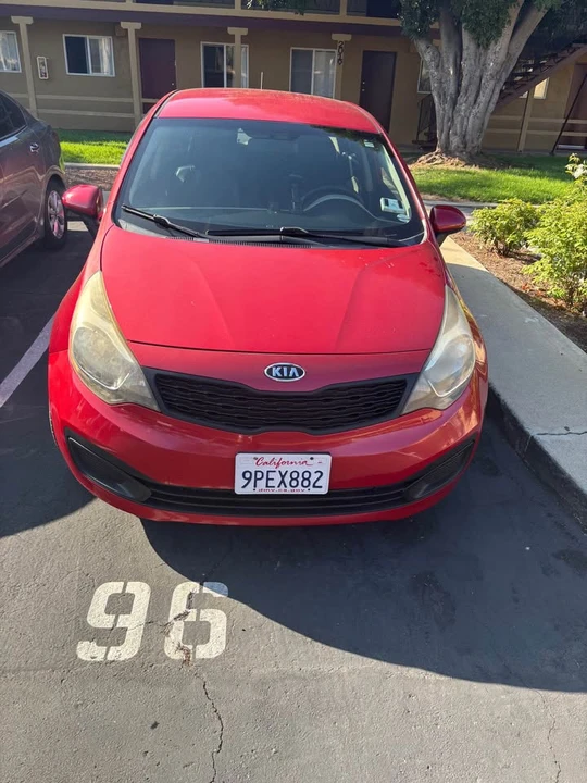 2012 Kia Rio - Image 4 of 9