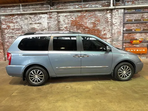 2012 Kia Sedona EX