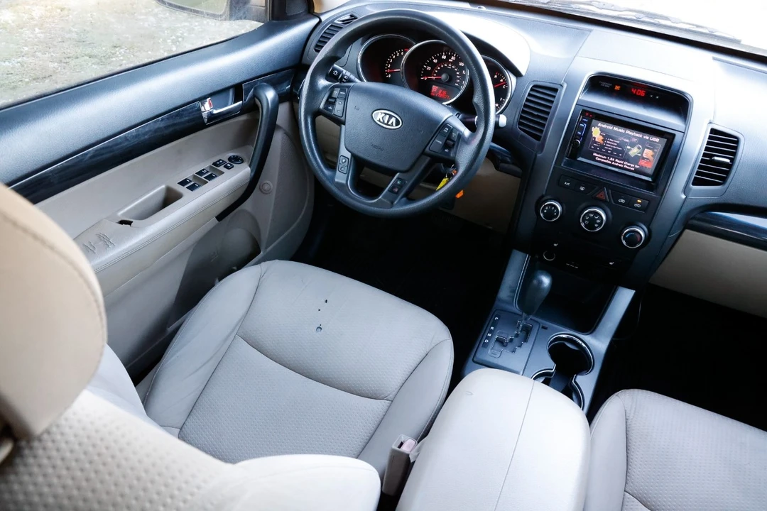 2012 Kia Sorento - Image 20 of 21