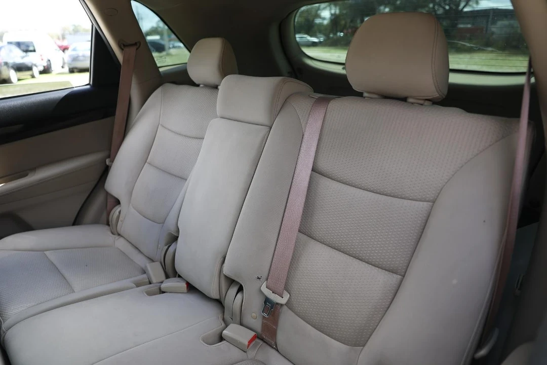 2012 Kia Sorento - Image 8 of 21