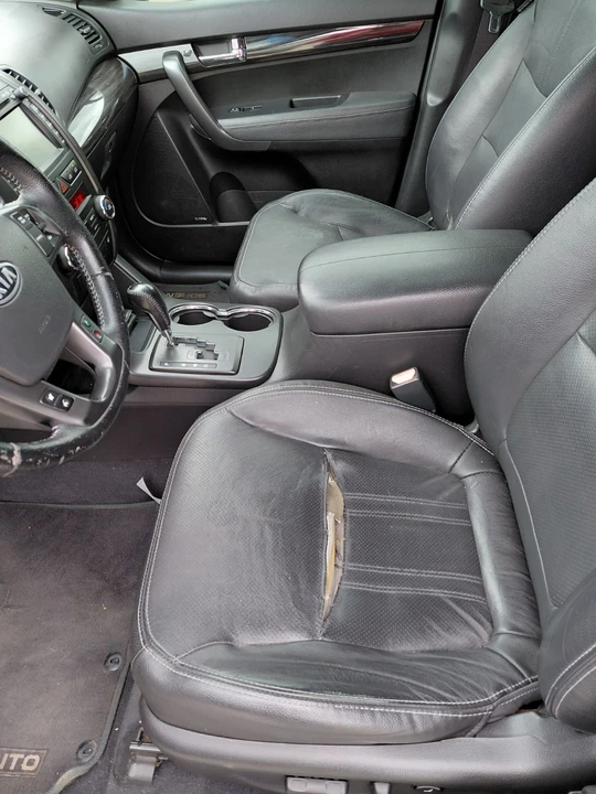 2012 Kia Sorento - Image 14 of 26