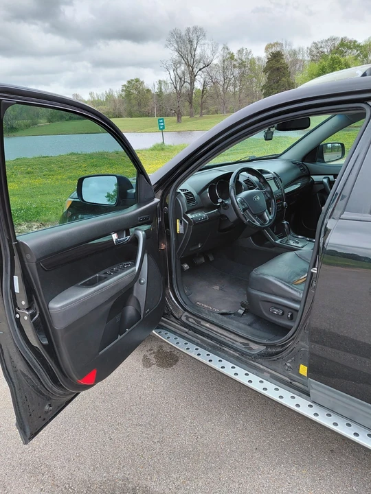 2012 Kia Sorento - Image 13 of 26