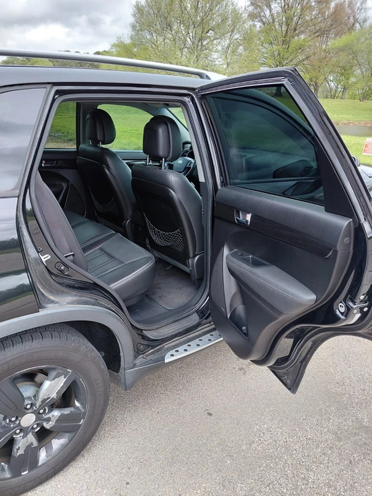 2012 Kia Sorento - Image 10 of 26