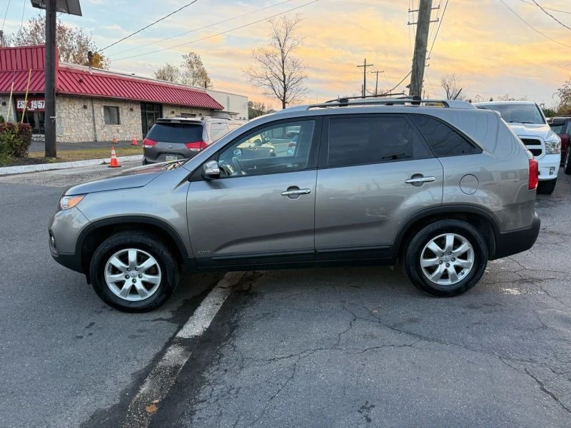 2012 Kia Sorento - Image 5 of 12