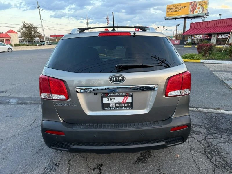 2012 Kia Sorento - Image 7 of 12