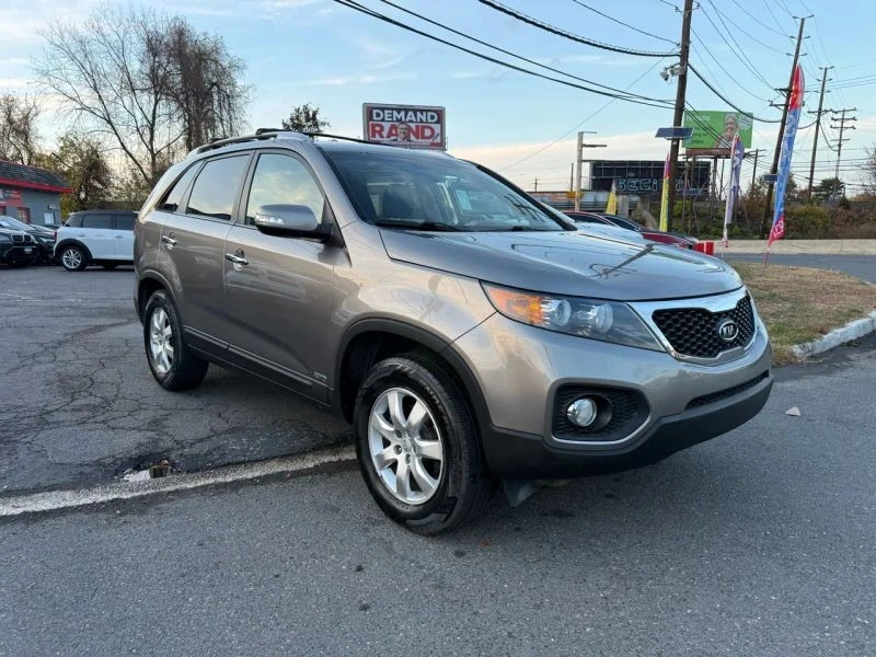 2012 Kia Sorento - Image 3 of 12