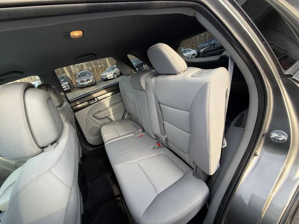 2012 Kia Sorento - Image 19 of 31
