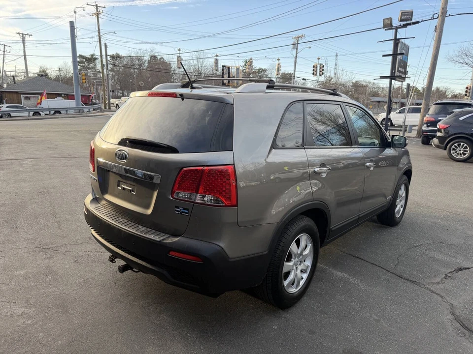 2012 Kia Sorento - Image 13 of 31