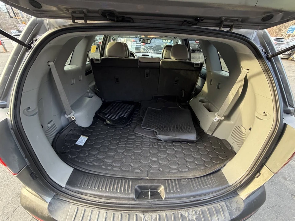 2012 Kia Sorento - Image 23 of 31