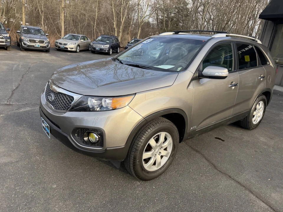 2012 Kia Sorento - Image 6 of 31