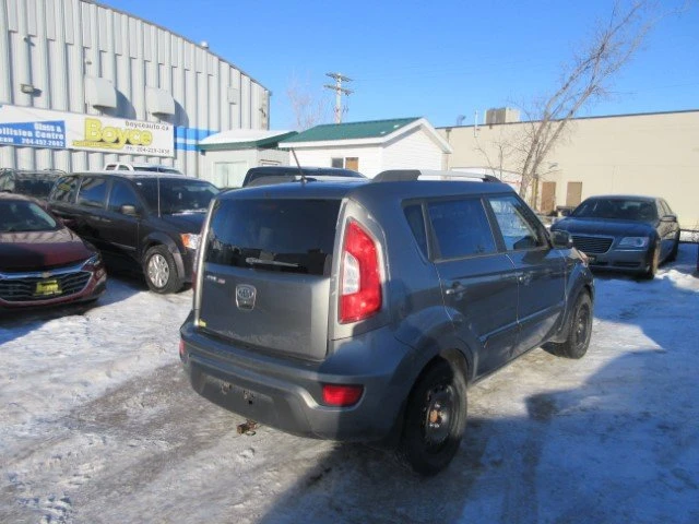 2012 Kia Soul - Image 5 of 18