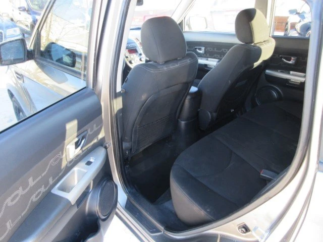 2012 Kia Soul - Image 10 of 18