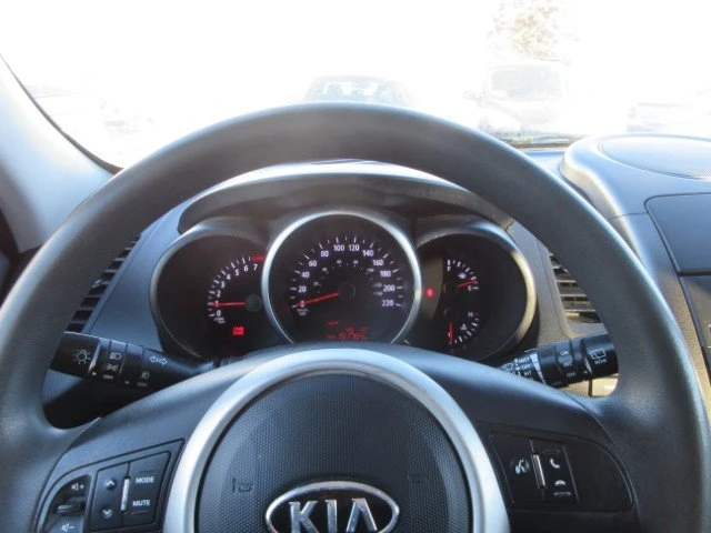 2012 Kia Soul - Image 15 of 18