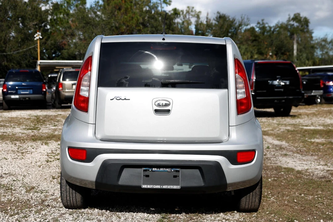 2012 Kia Soul - Image 7 of 21