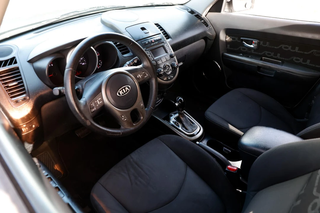 2012 Kia Soul - Image 4 of 21