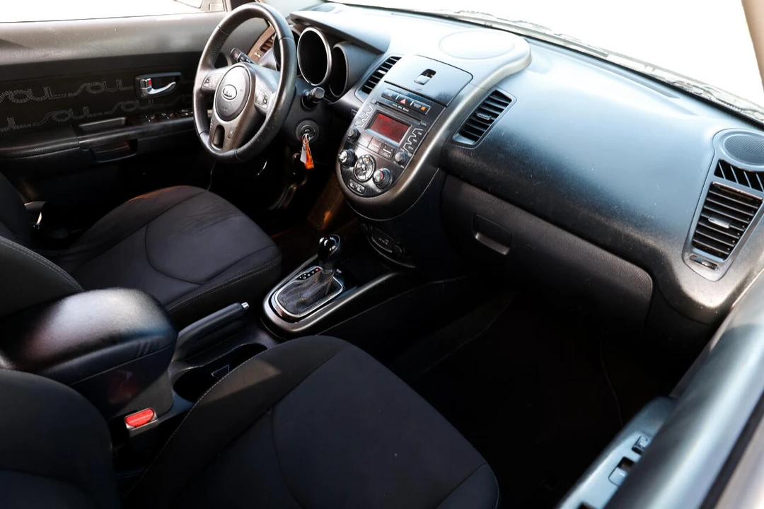 2012 Kia Soul - Image 16 of 21
