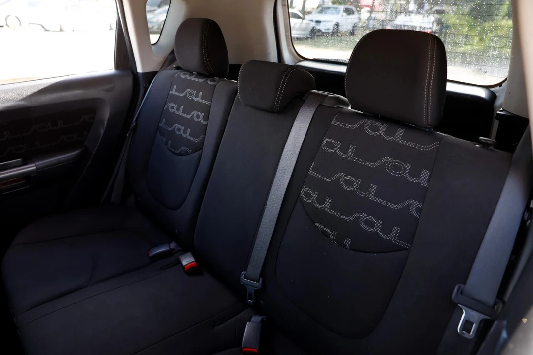2012 Kia Soul - Image 8 of 21