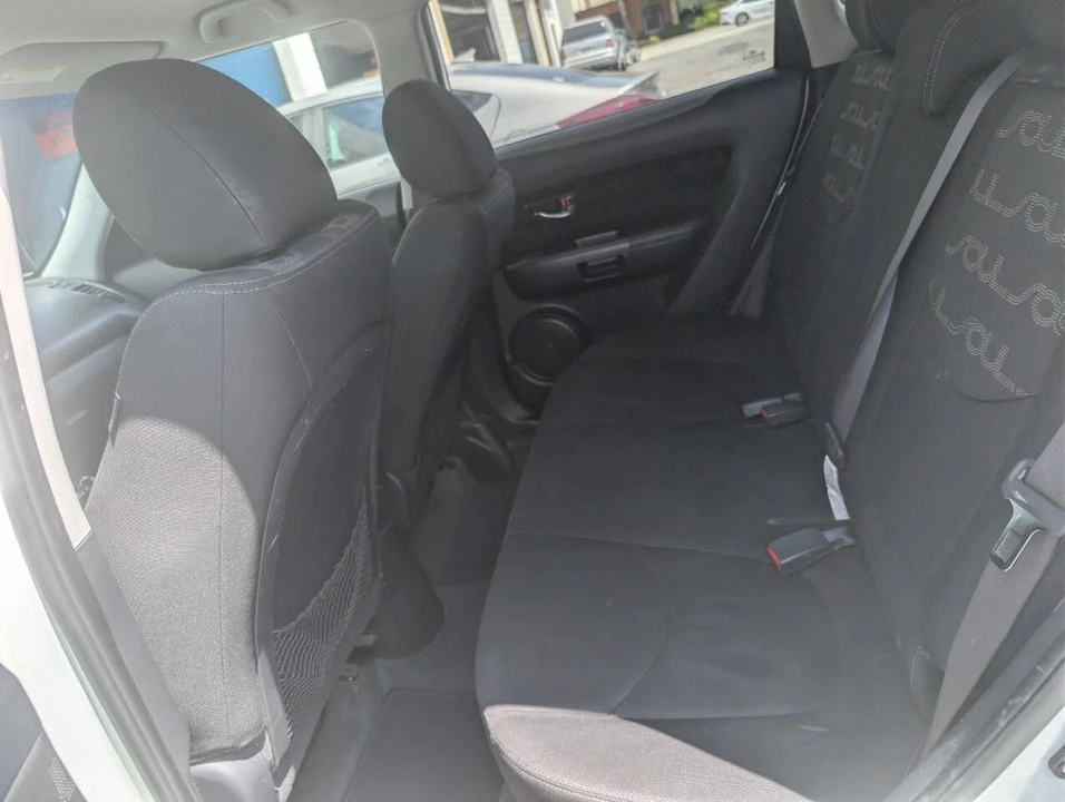 2012 Kia Soul - Image 11 of 15