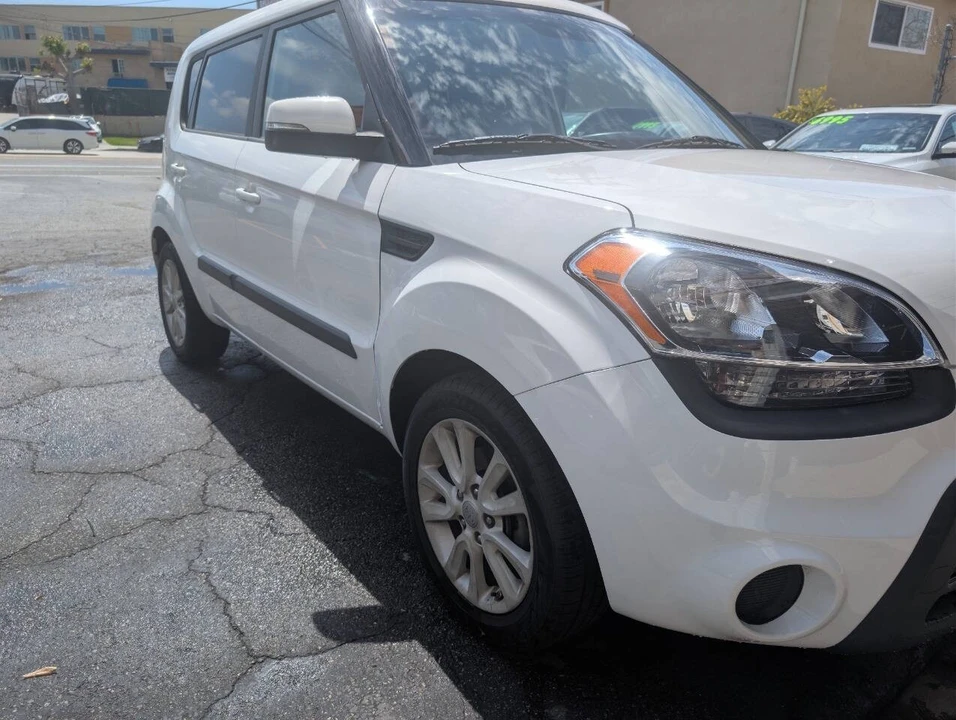 2012 Kia Soul - Image 8 of 15