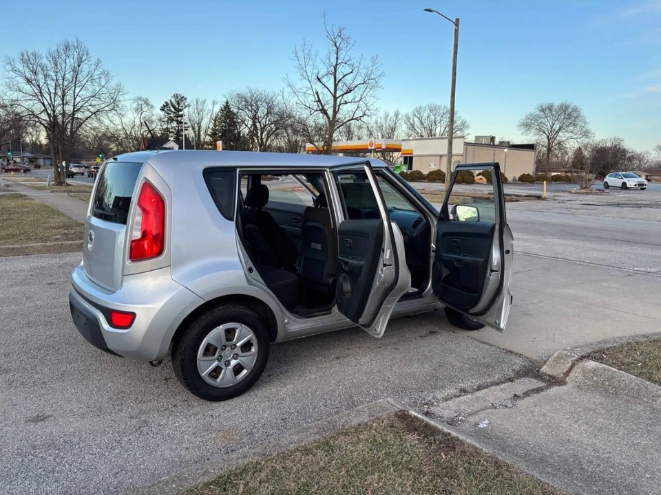 2012 Kia Soul - Image 17 of 20