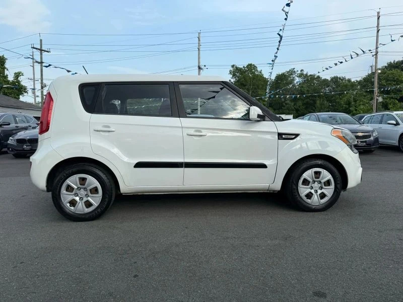 2012 Kia Soul - Image 10 of 12