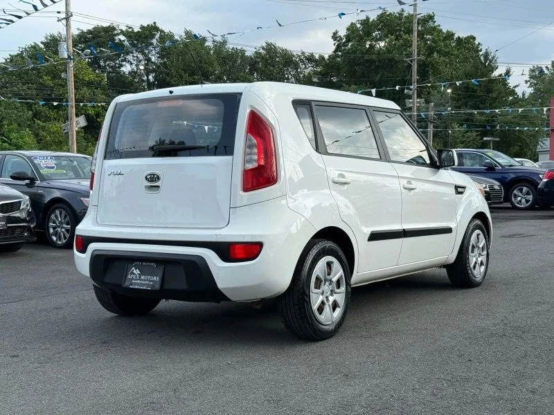 2012 Kia Soul - Image 9 of 12