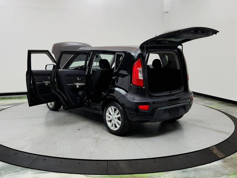 2012 Kia Soul - Image 12 of 21