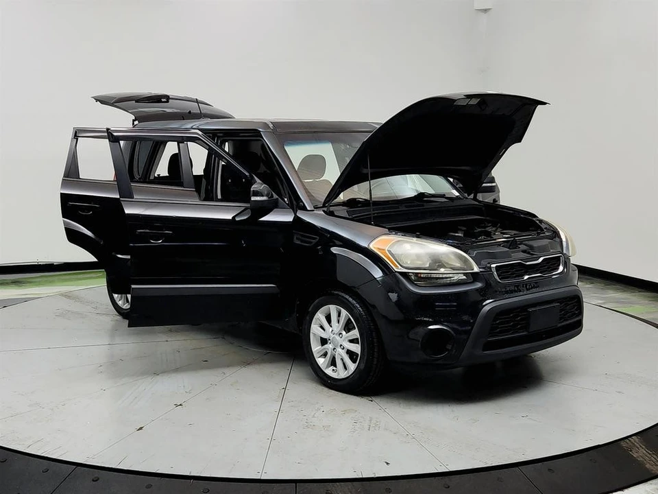 2012 Kia Soul - Image 10 of 21