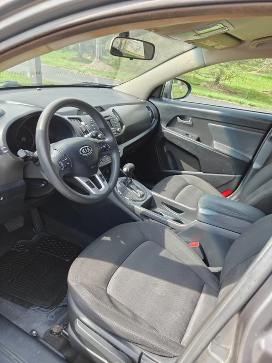 2012 Kia Sportage - Image 4 of 5
