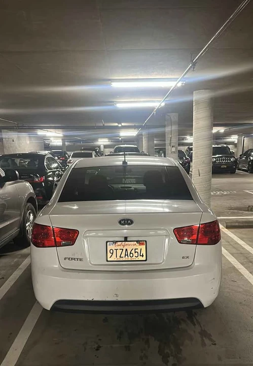2012 Kia Forte - Image 5 of 5