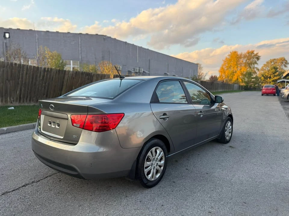 2012 Kia Forte - Image 4 of 5