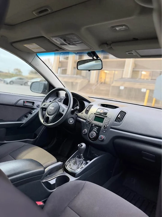 2012 Kia Forte - Image 6 of 7
