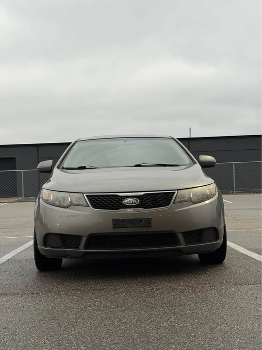 2012 Kia Forte - Image 2 of 7