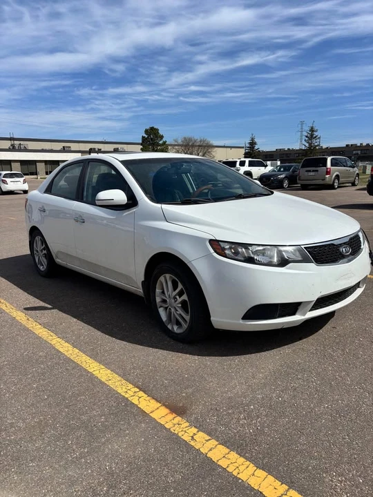 2012 Kia Forte - Image 3 of 12