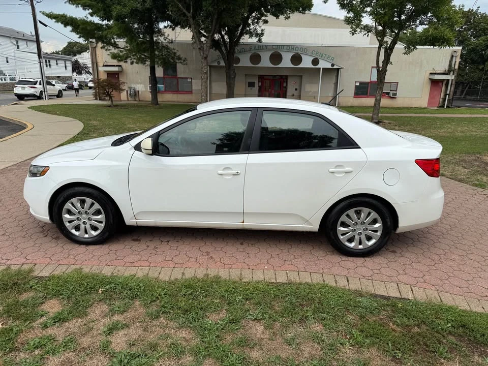 2012 Kia Forte - Image 3 of 12