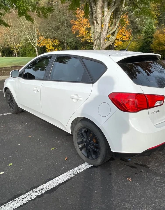 2012 Kia Forte - Image 9 of 9