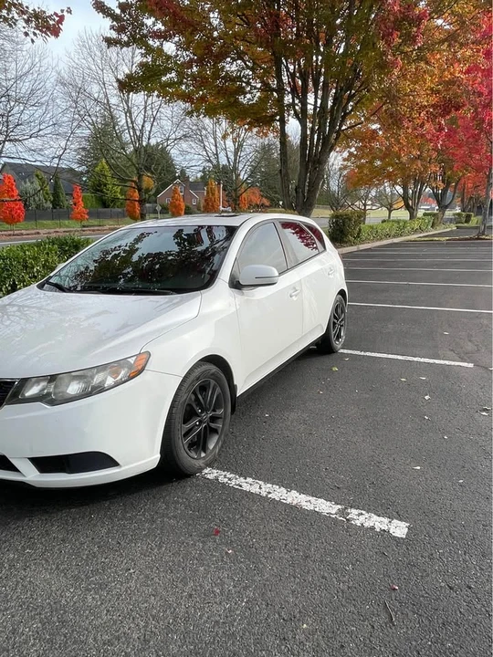 2012 Kia Forte - Image 2 of 7