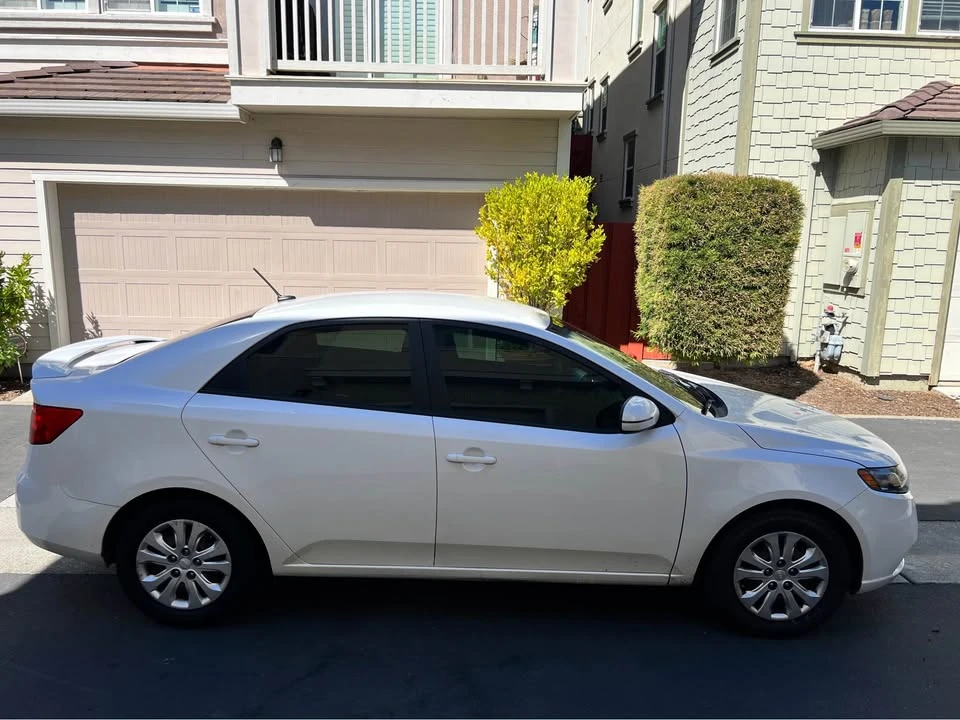 2012 Kia Forte - Image 4 of 12