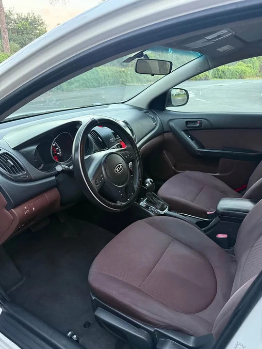2012 Kia Forte - Image 6 of 7