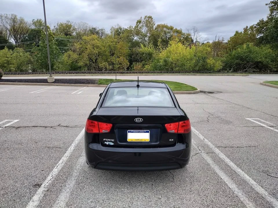 2012 Kia Forte - Image 8 of 11