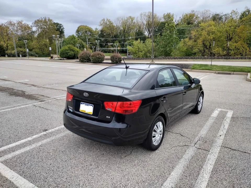 2012 Kia Forte - Image 6 of 11